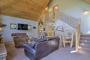Duck Creek Village Cabin with On-Site Hiking!